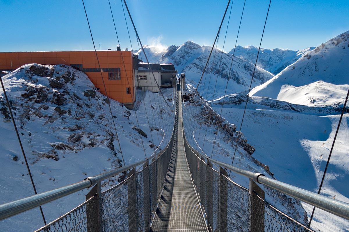 Hoogste hangbrug van Europa (2.300-meter) aan de Stubnerkogel