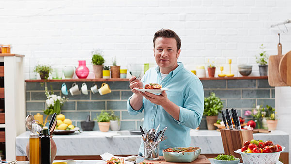 Absoluut Monet Alexander Graham Bell Spaar Jamie Oliver bestek bij MAKRO - Meersmaak